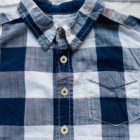 Cherokee Blue & White Button Down Short Sleeve Shirt, 5/6, EUC! - Picture 6 of 10